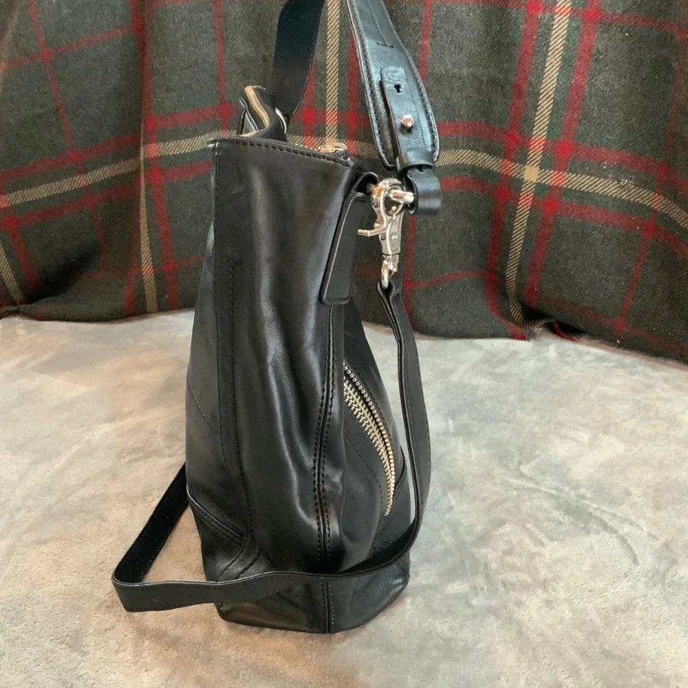 Frye Lena Zip Hobo Black Leather Crossbody Shoulder Bag Handbag 12x13.5in